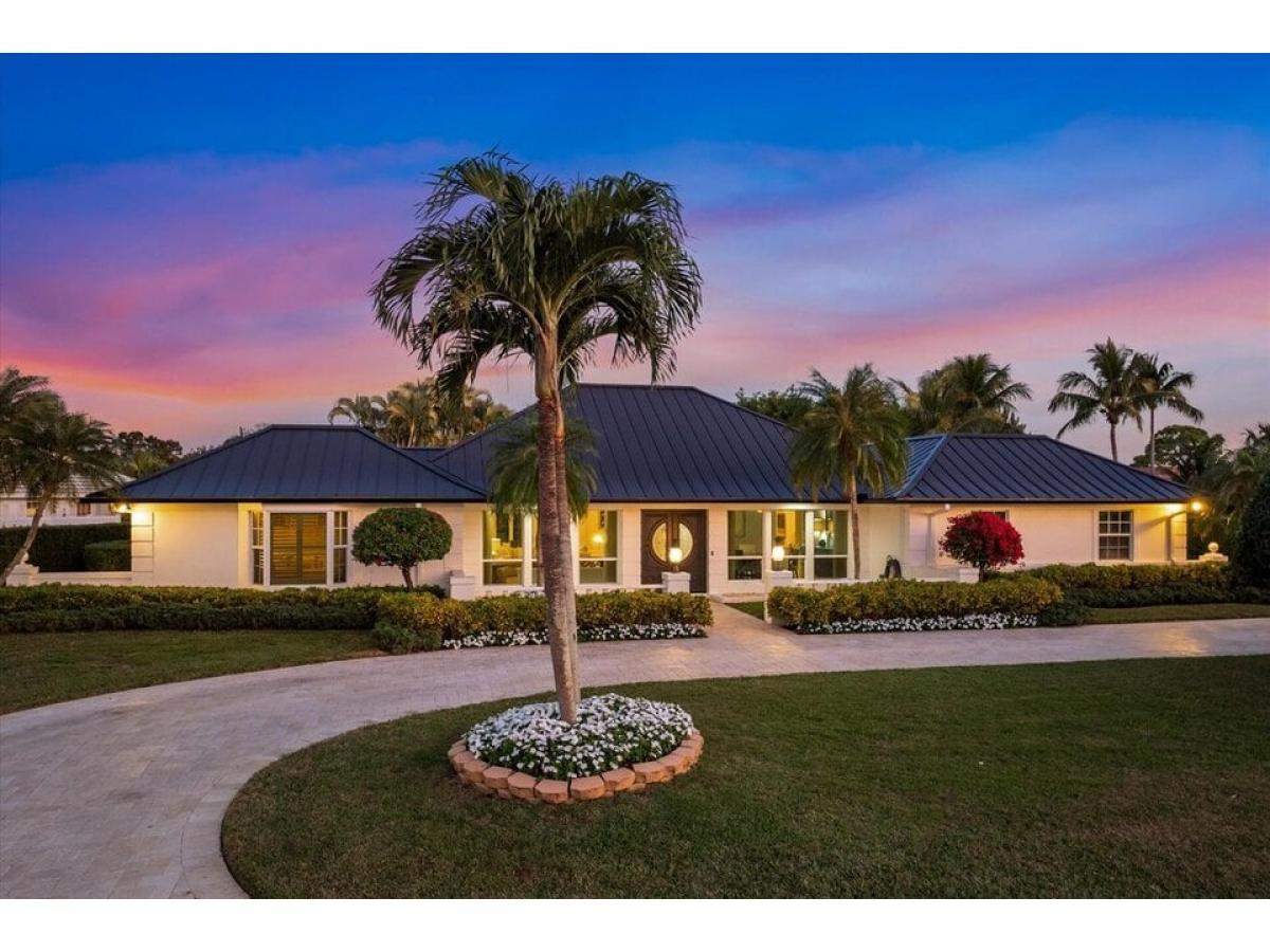 Picture of Home For Sale in Atlantis, Florida, United States