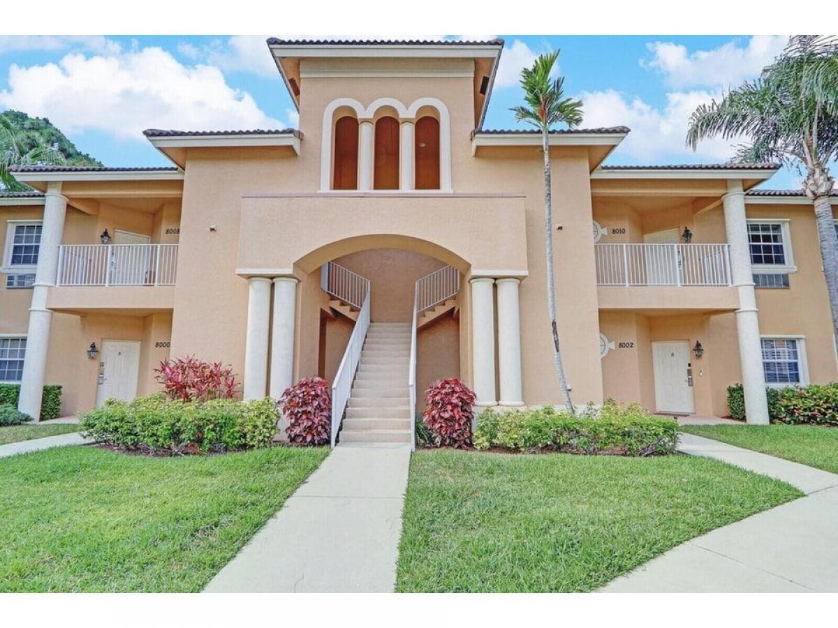 Picture of Home For Sale in Port Saint Lucie, Florida, United States