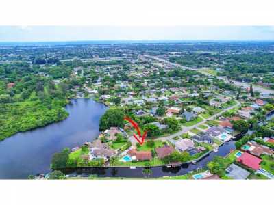 Home For Sale in Lake Worth, Florida