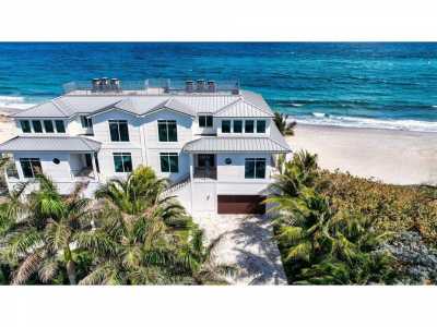 Home For Sale in Ocean Ridge, Florida