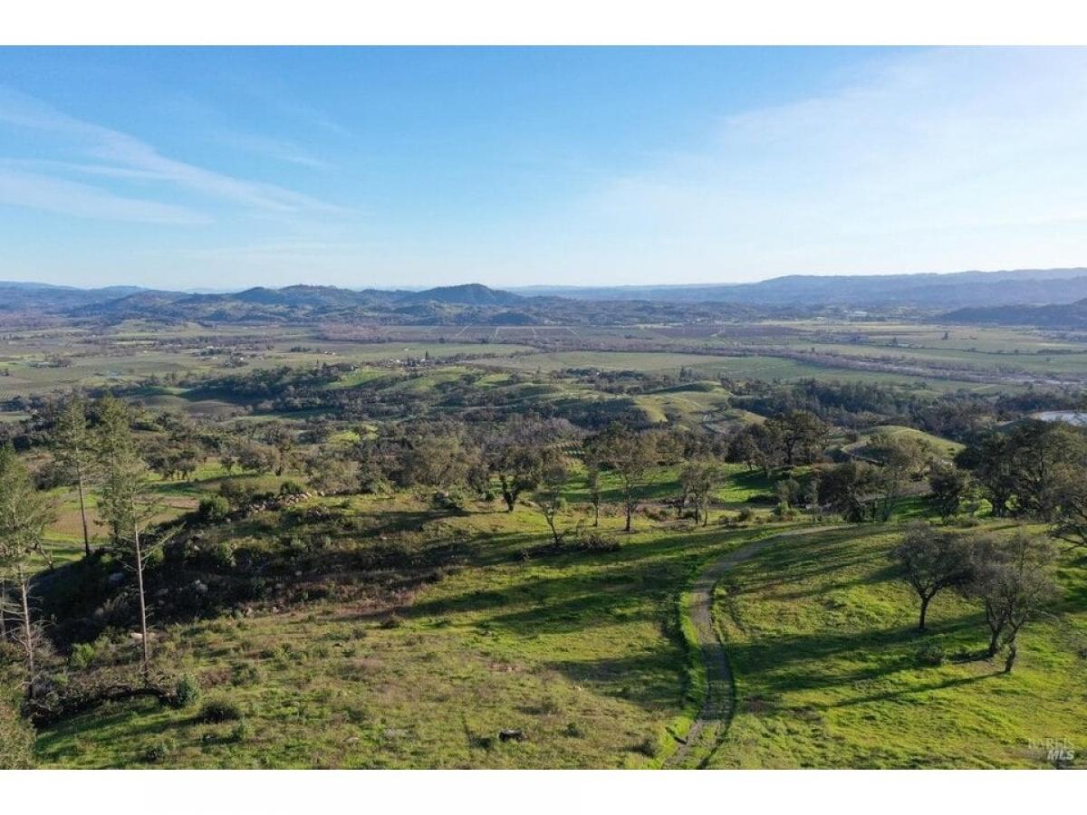 Picture of Residential Land For Sale in Geyserville, California, United States