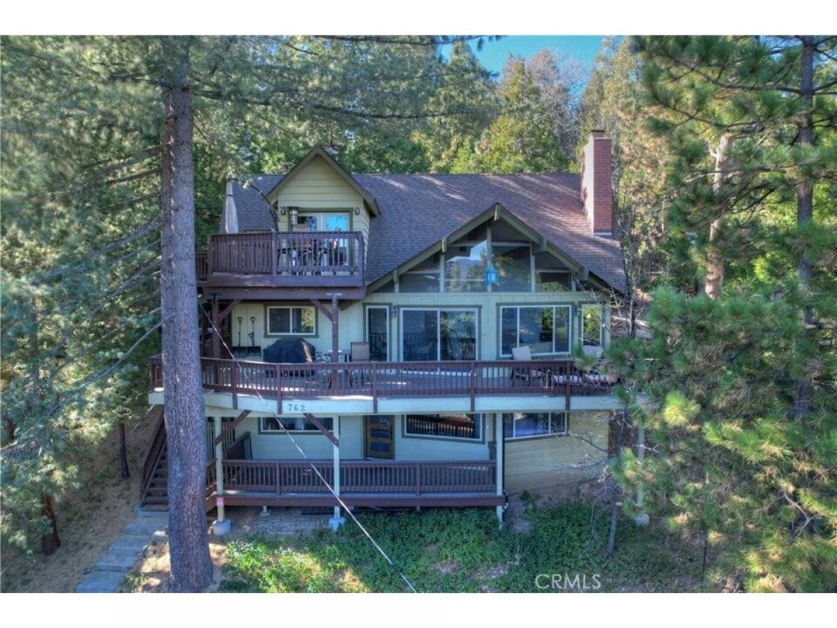 Picture of Home For Sale in Lake Arrowhead, California, United States