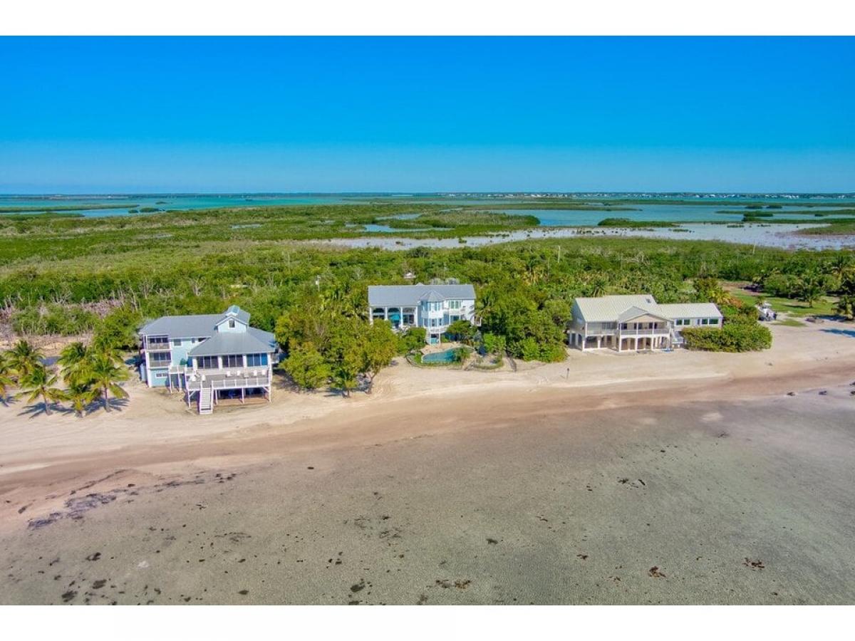 Picture of Home For Sale in Sugarloaf, Florida, United States