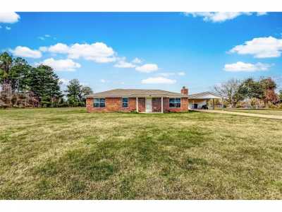 Home For Sale in Huntsville, Texas