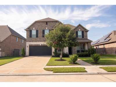 Home For Sale in Pearland, Texas