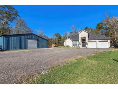 Home For Sale in Huffman, Texas