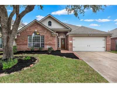 Home For Sale in Cypress, Texas