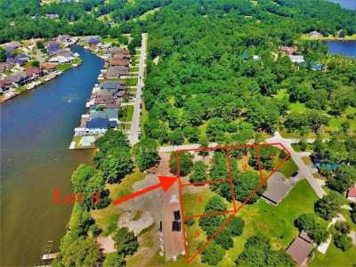 Residential Land For Sale in Montgomery, Texas