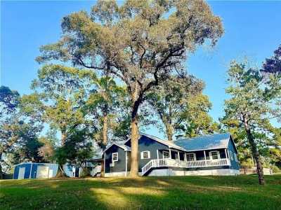 Home For Sale in Willis, Texas