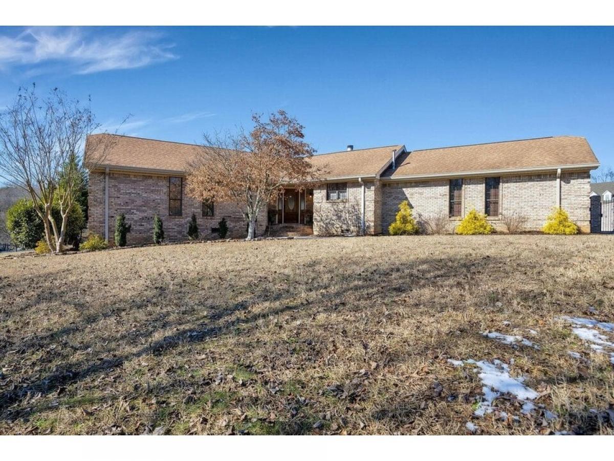 Picture of Home For Sale in Riceville, Tennessee, United States