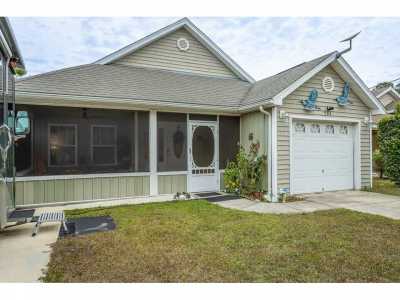 Home For Sale in Carrabelle, Florida