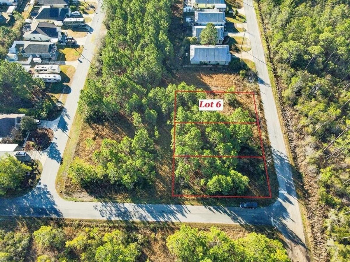 Picture of Residential Land For Sale in Carrabelle, Florida, United States