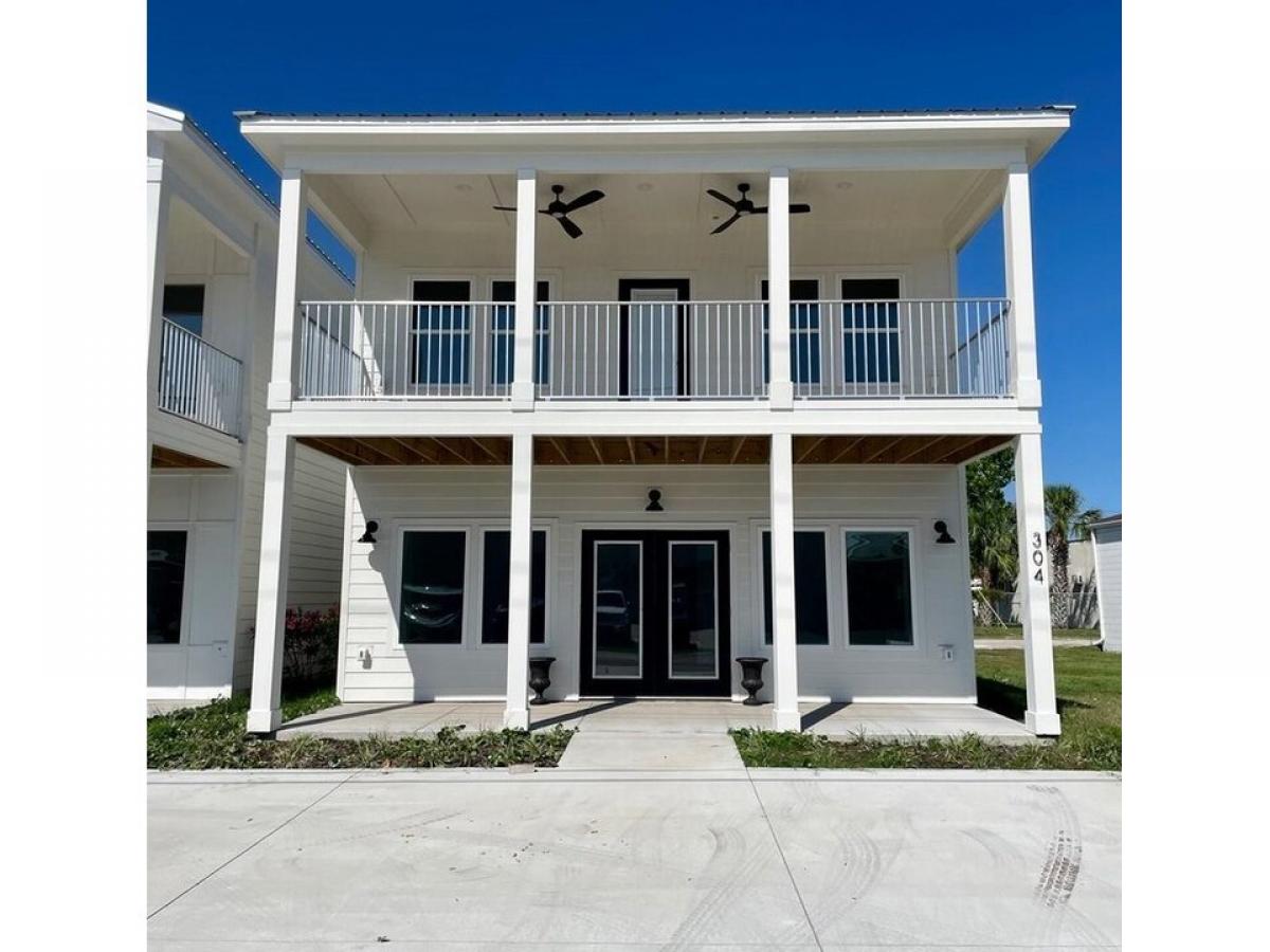 Picture of Home For Sale in Port Saint Joe, Florida, United States