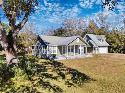 Home For Sale in Apalachicola, Florida