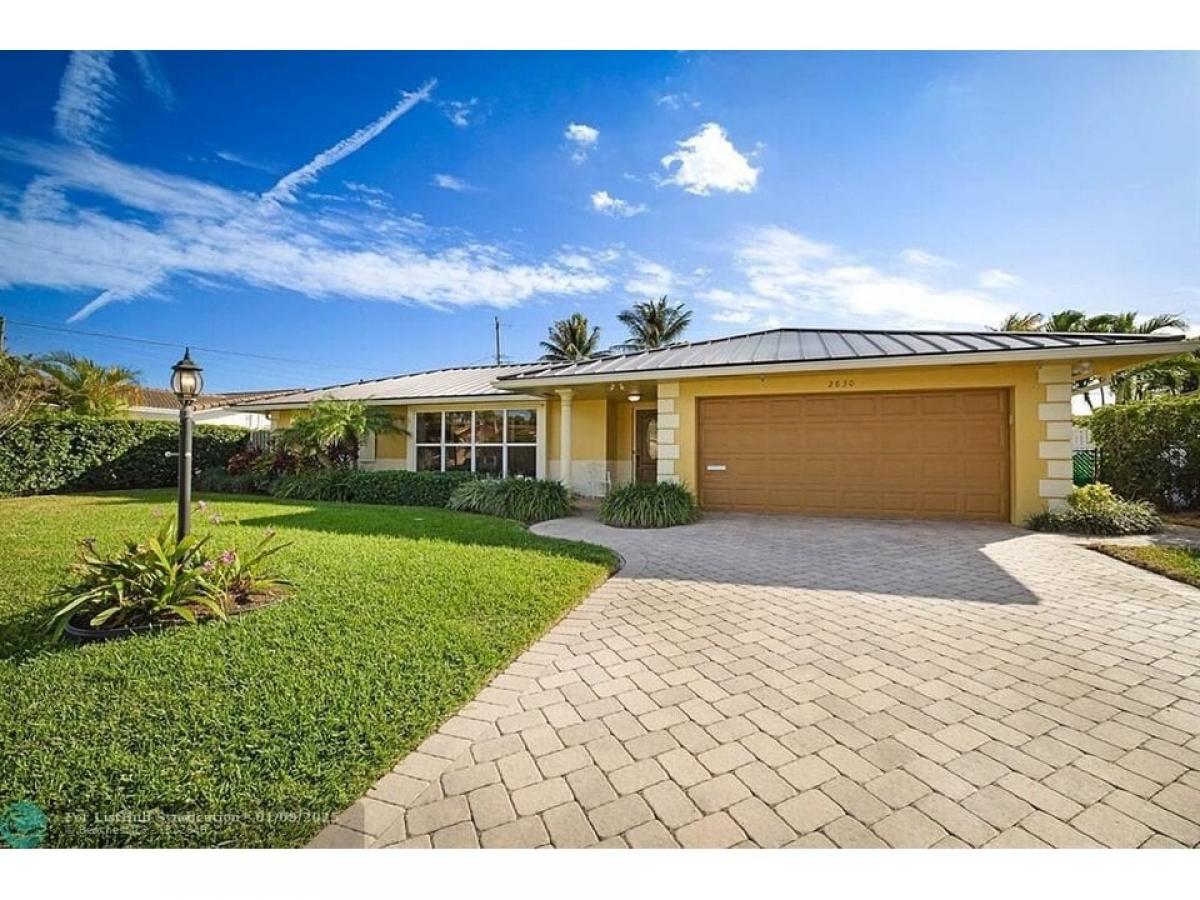 Picture of Home For Sale in Lighthouse Point, Florida, United States