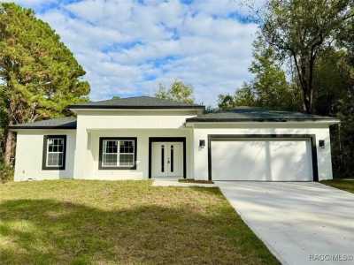 Home For Sale in Citrus Springs, Florida