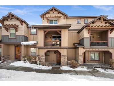 Home For Sale in Kamas, Utah