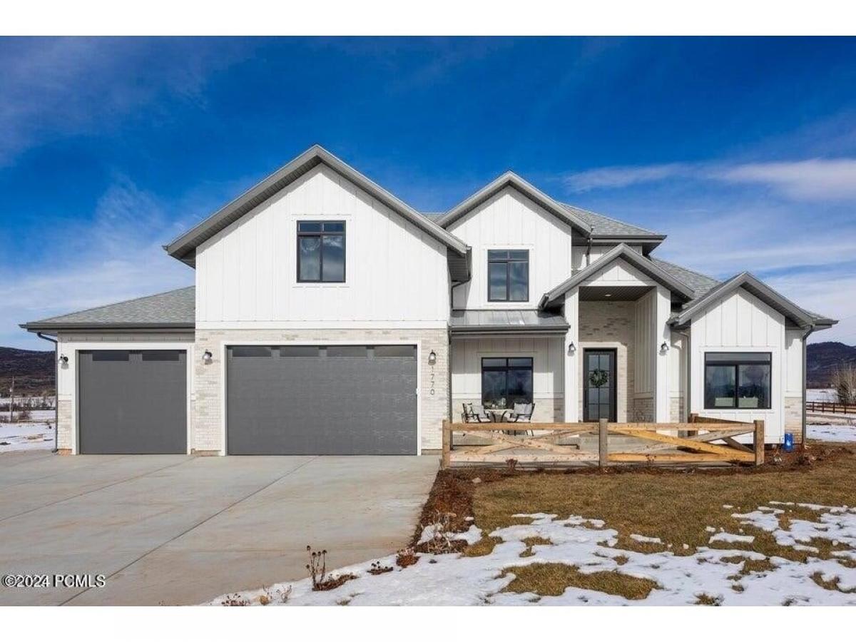 Picture of Home For Sale in Oakley, Utah, United States