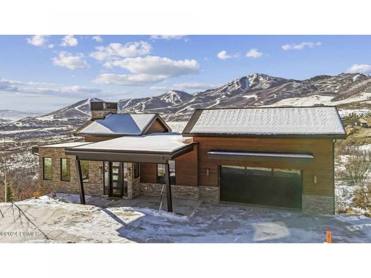 Picture of Home For Sale in Mayflower Mountain, Utah, United States