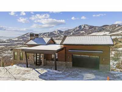 Home For Sale in Mayflower Mountain, Utah