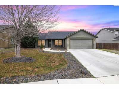 Home For Sale in Pasco, Washington