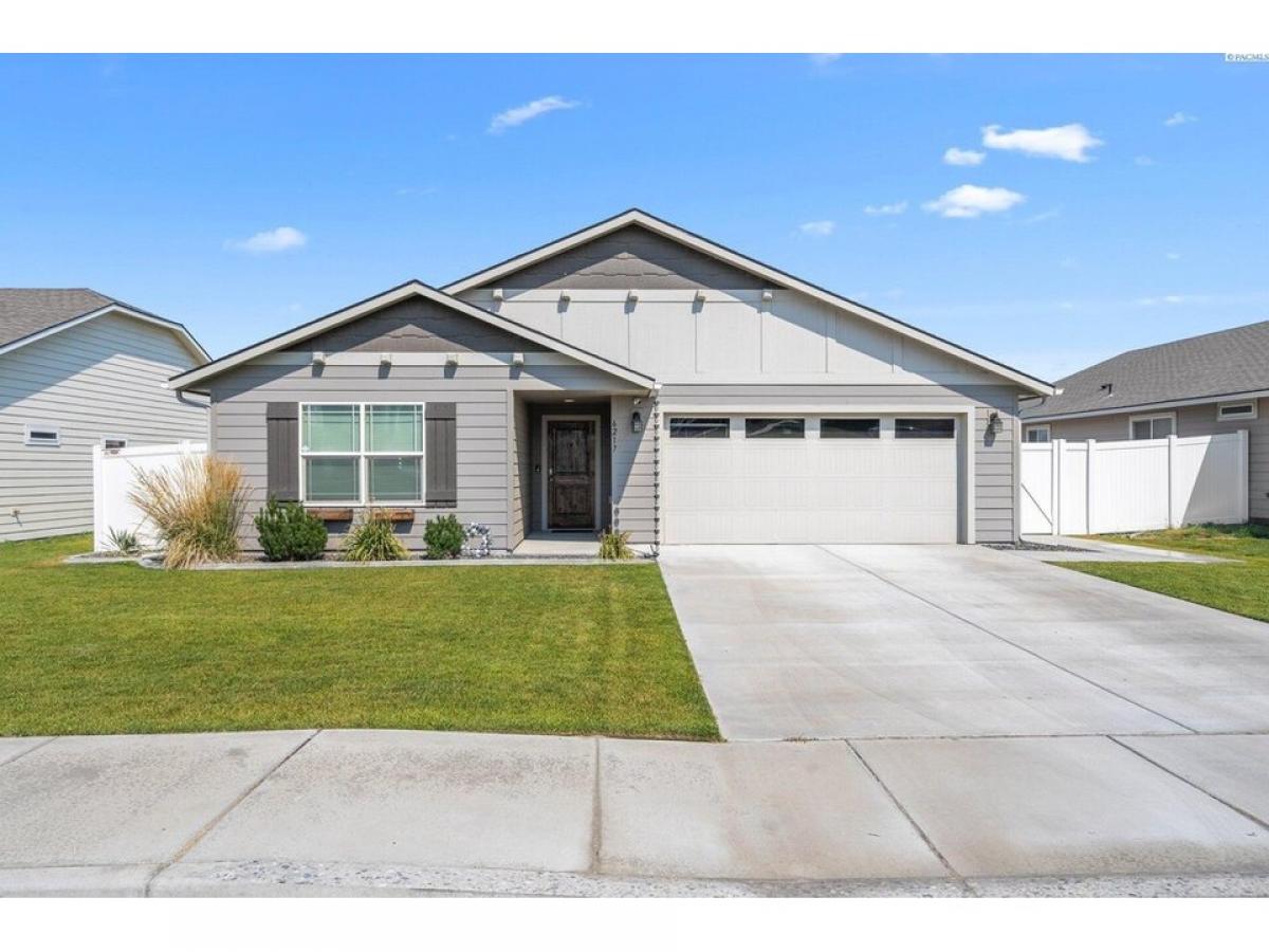 Picture of Home For Sale in Pasco, Washington, United States