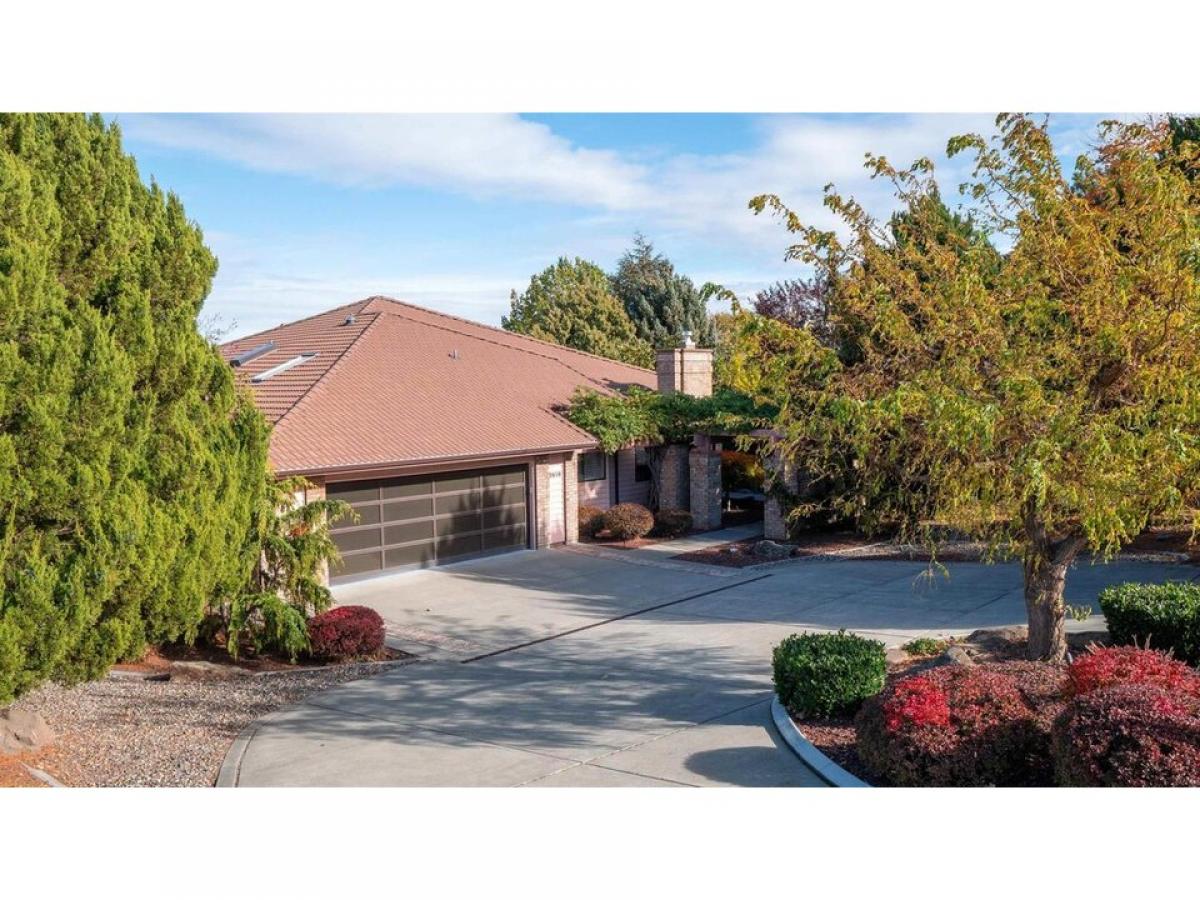 Picture of Home For Sale in Richland, Washington, United States