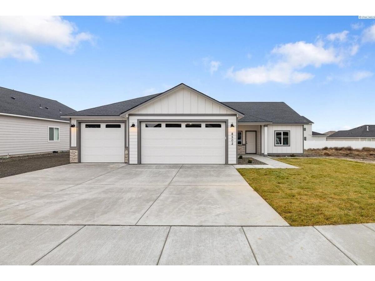 Picture of Home For Sale in Pasco, Washington, United States