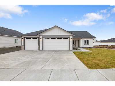 Home For Sale in Pasco, Washington