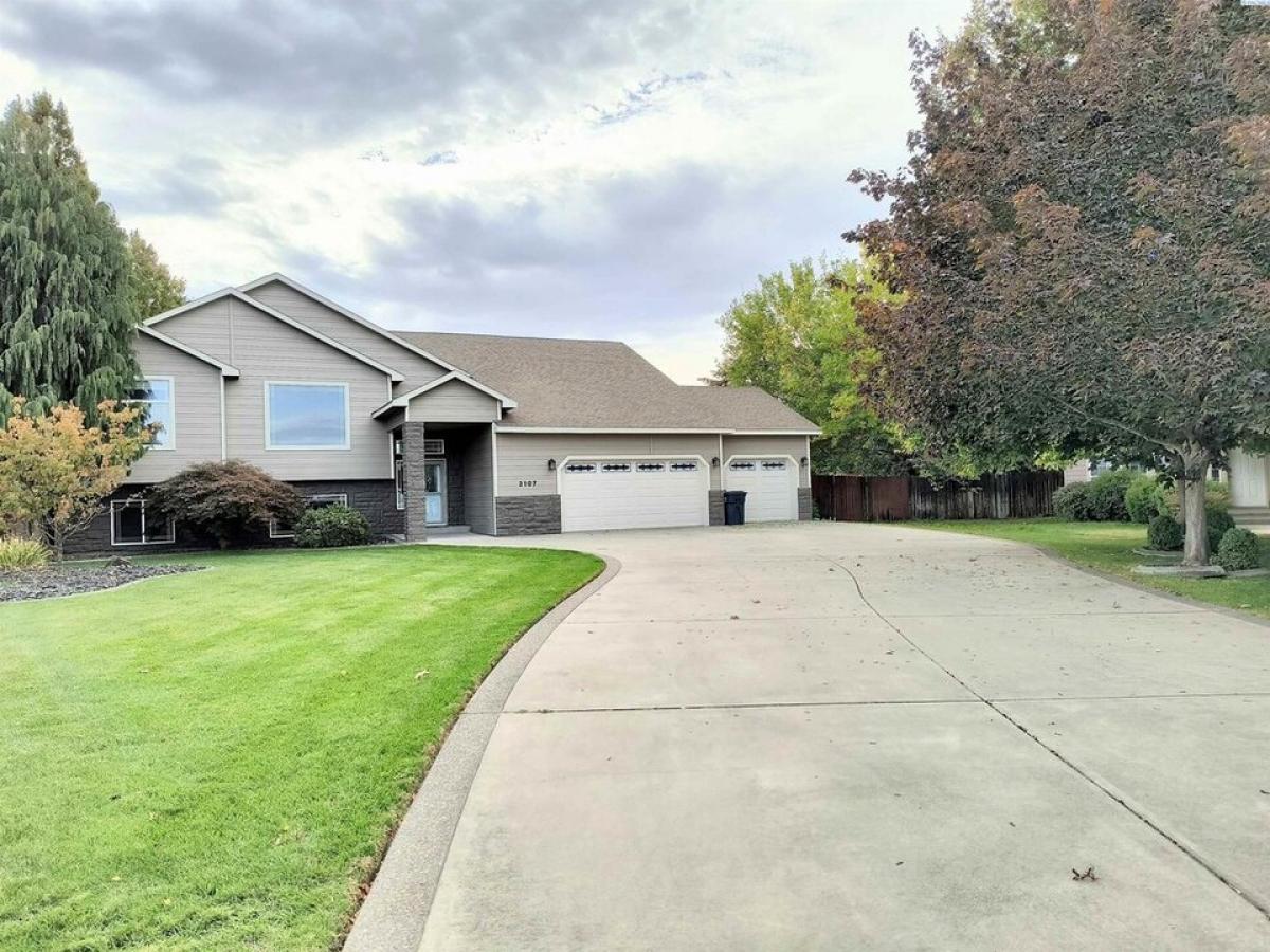 Picture of Home For Sale in Pasco, Washington, United States