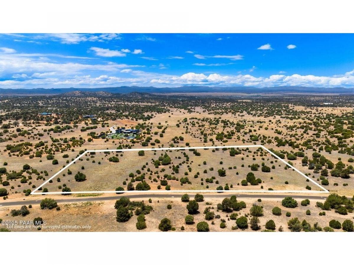 Picture of Residential Land For Sale in Prescott, Arizona, United States