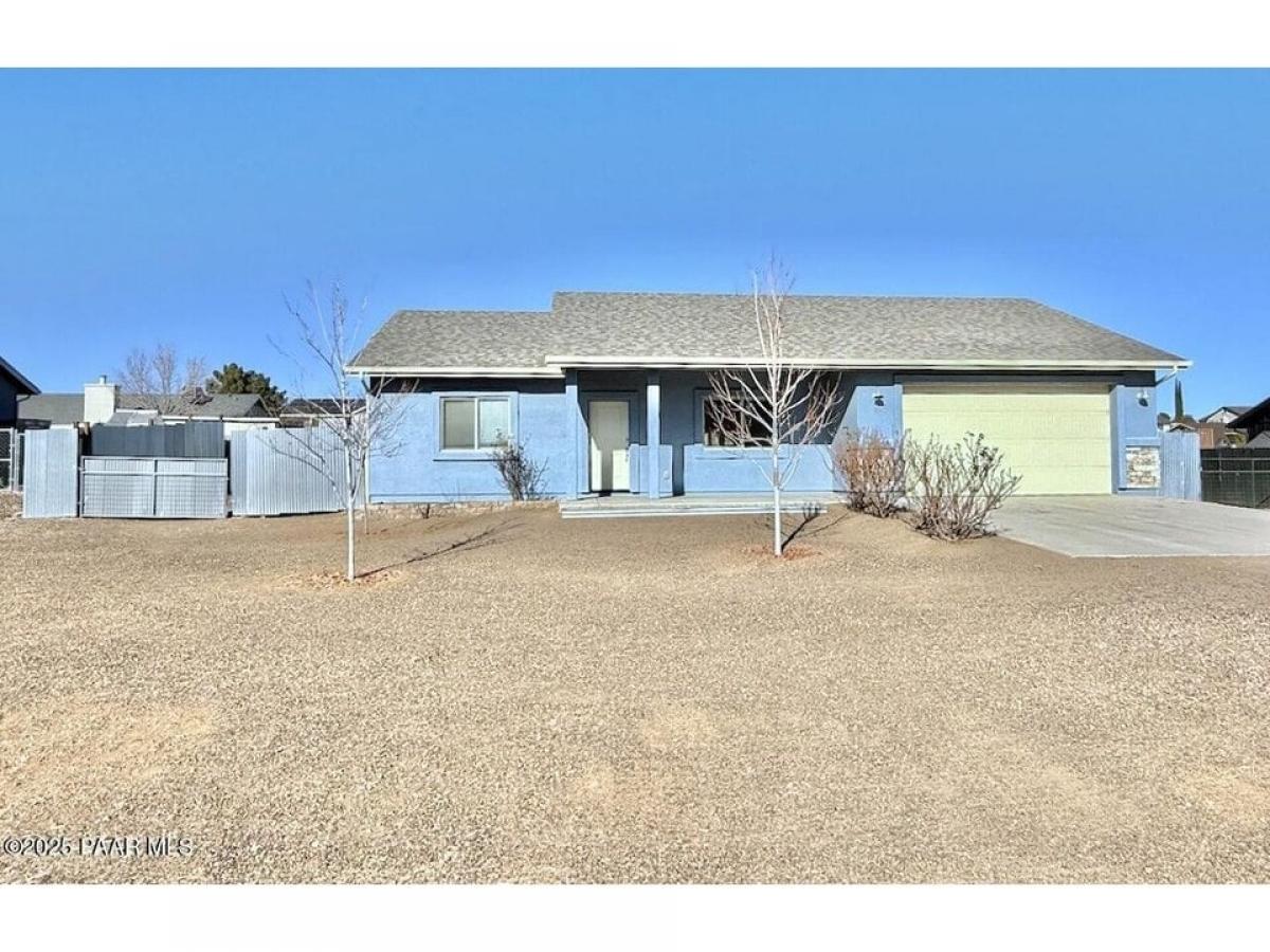 Picture of Home For Sale in Mayer, Arizona, United States