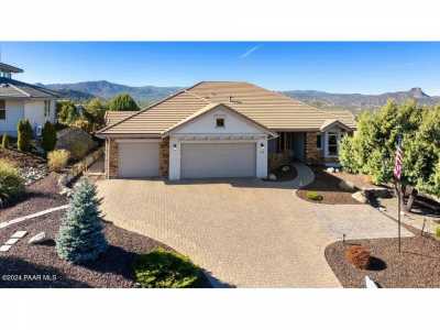 Home For Sale in Prescott, Arizona