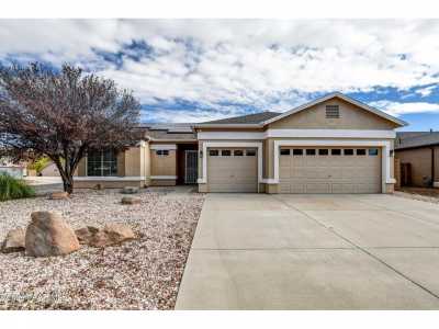 Home For Sale in Prescott Valley, Arizona