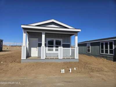 Home For Sale in Dewey-Humboldt, Arizona