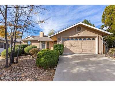 Home For Sale in Prescott, Arizona