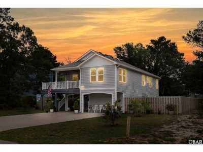 Home For Sale in Kill Devil Hills, North Carolina