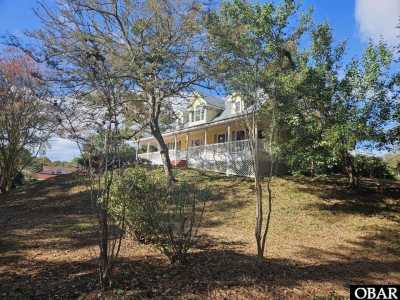 Home For Sale in Southern Shores, North Carolina