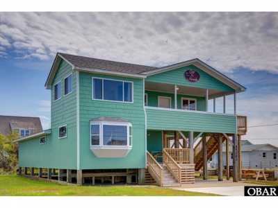 Home For Sale in Hatteras, North Carolina