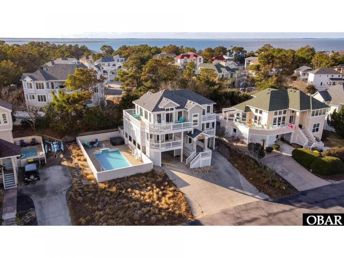 Picture of Home For Sale in Corolla, North Carolina, United States