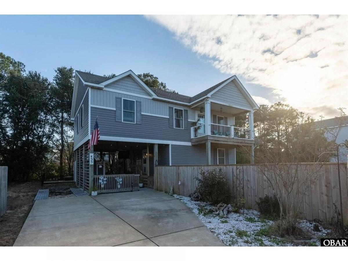 Picture of Home For Sale in Kill Devil Hills, North Carolina, United States