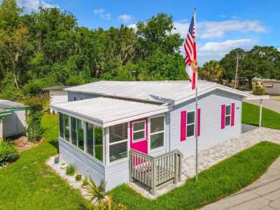 Home For Sale in Grand Island, Florida