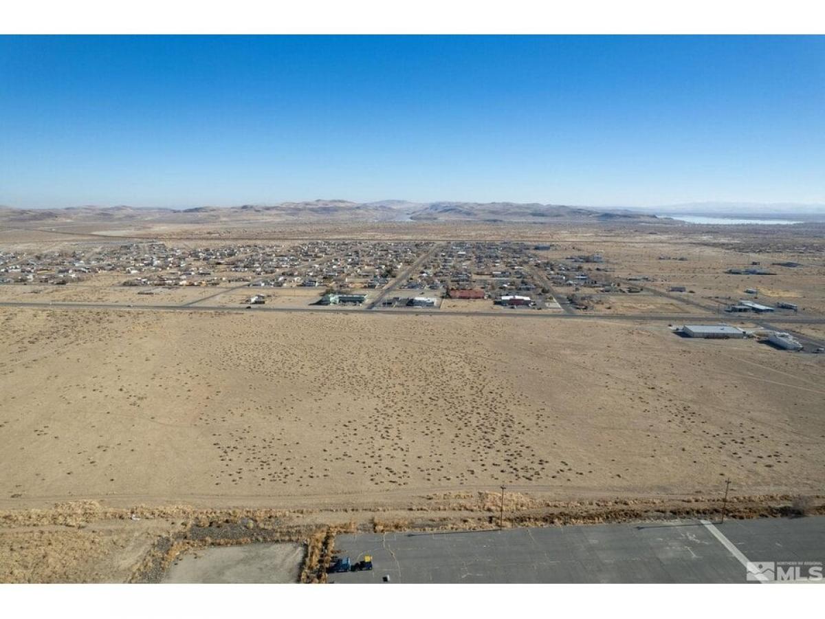 Picture of Residential Land For Sale in Silver Springs, Nevada, United States