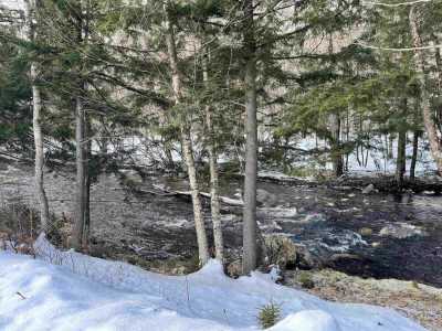 Residential Land For Sale in Lincoln, New Hampshire