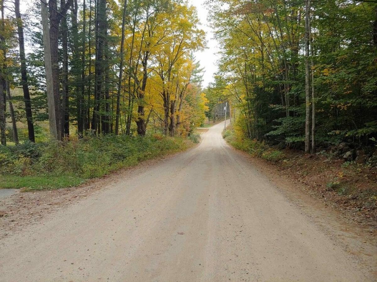 Picture of Residential Land For Sale in Barnstead, New Hampshire, United States