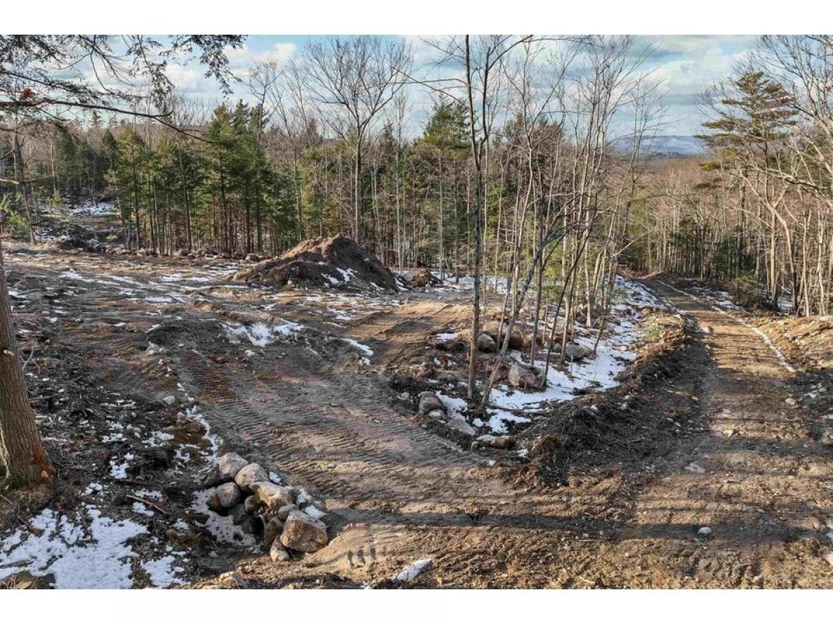 Picture of Residential Land For Sale in New Durham, New Hampshire, United States