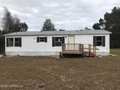 Home For Sale in Fort Mccoy, Florida