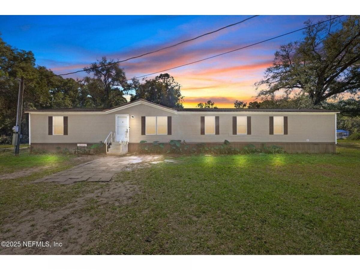 Picture of Home For Sale in Satsuma, Florida, United States