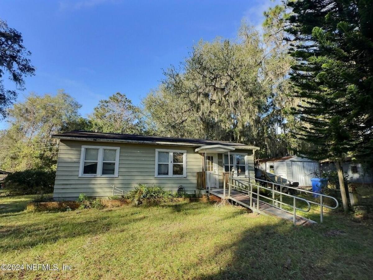 Picture of Home For Sale in San Mateo, Florida, United States