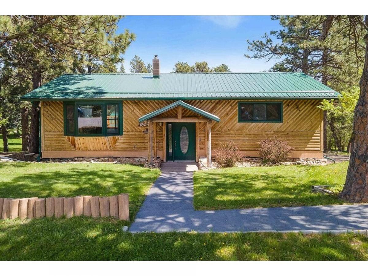 Picture of Home For Sale in Sturgis, South Dakota, United States